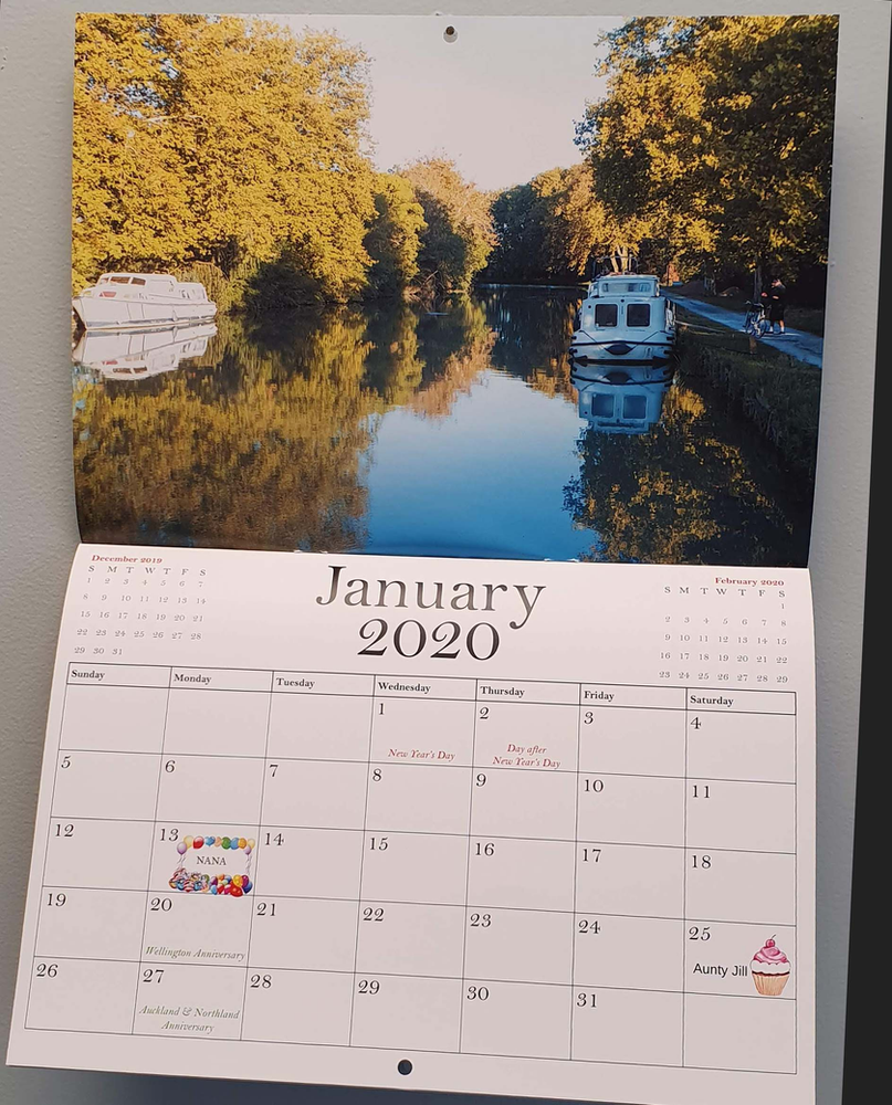Create Your Own Custom Calendar Online - Free Printable 2024 Calenders With Leaves
